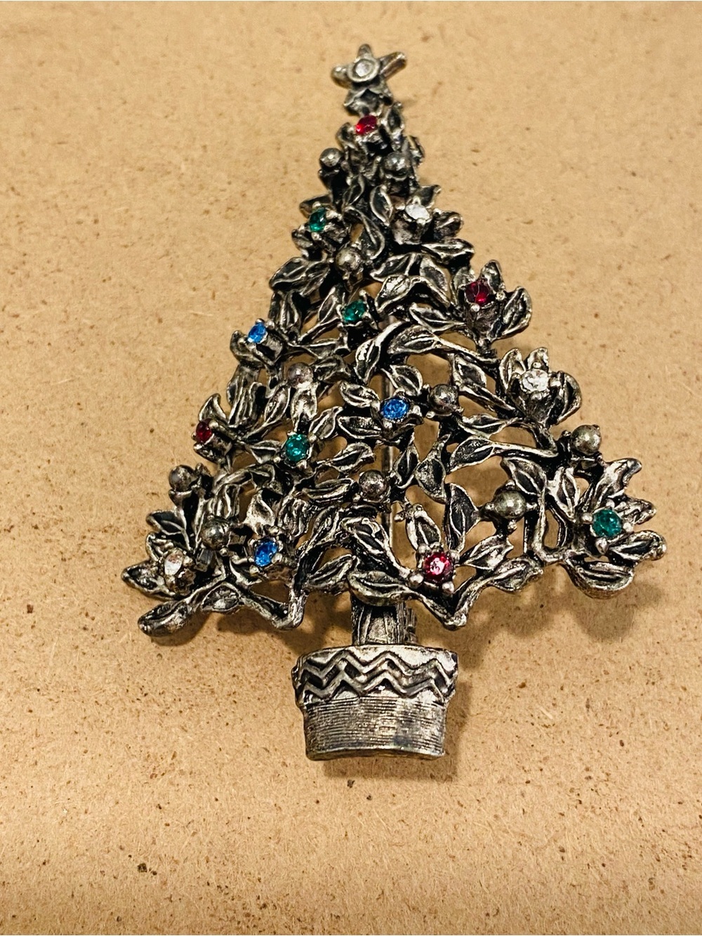 Vintage Christmas Tree Brooch Pin Silvertone Rhinestone Multi Color Ornaments